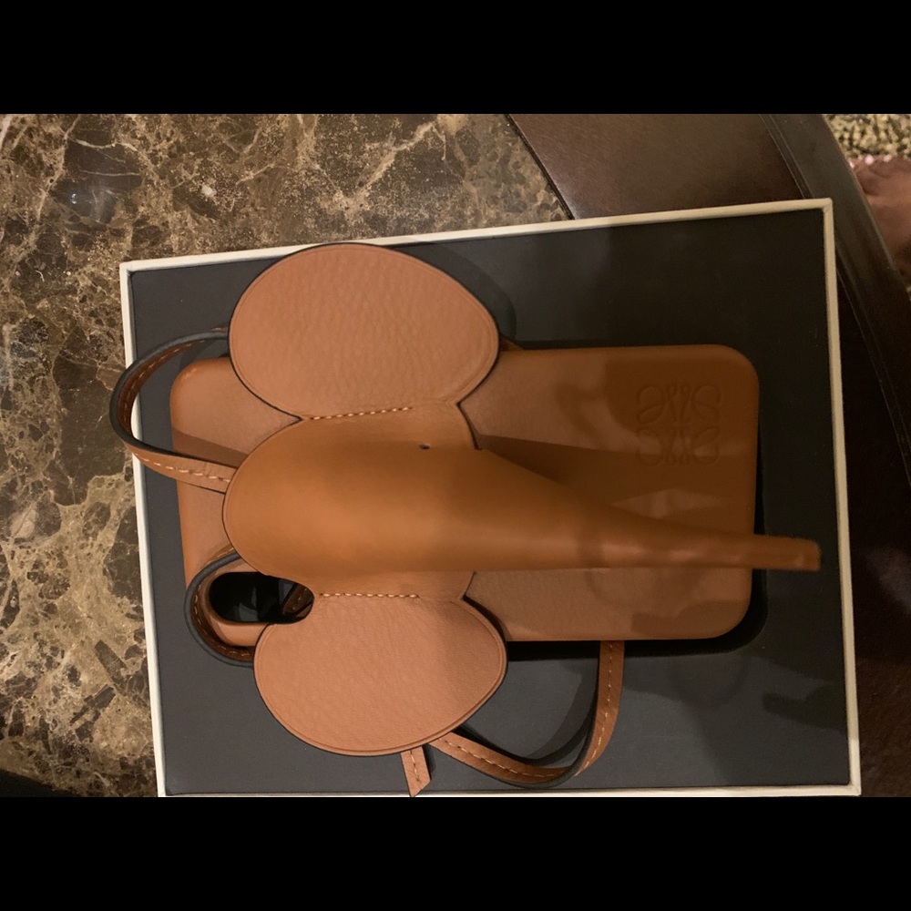 Authentic Loewe Elephant IPhone Case in Cognac/Tan